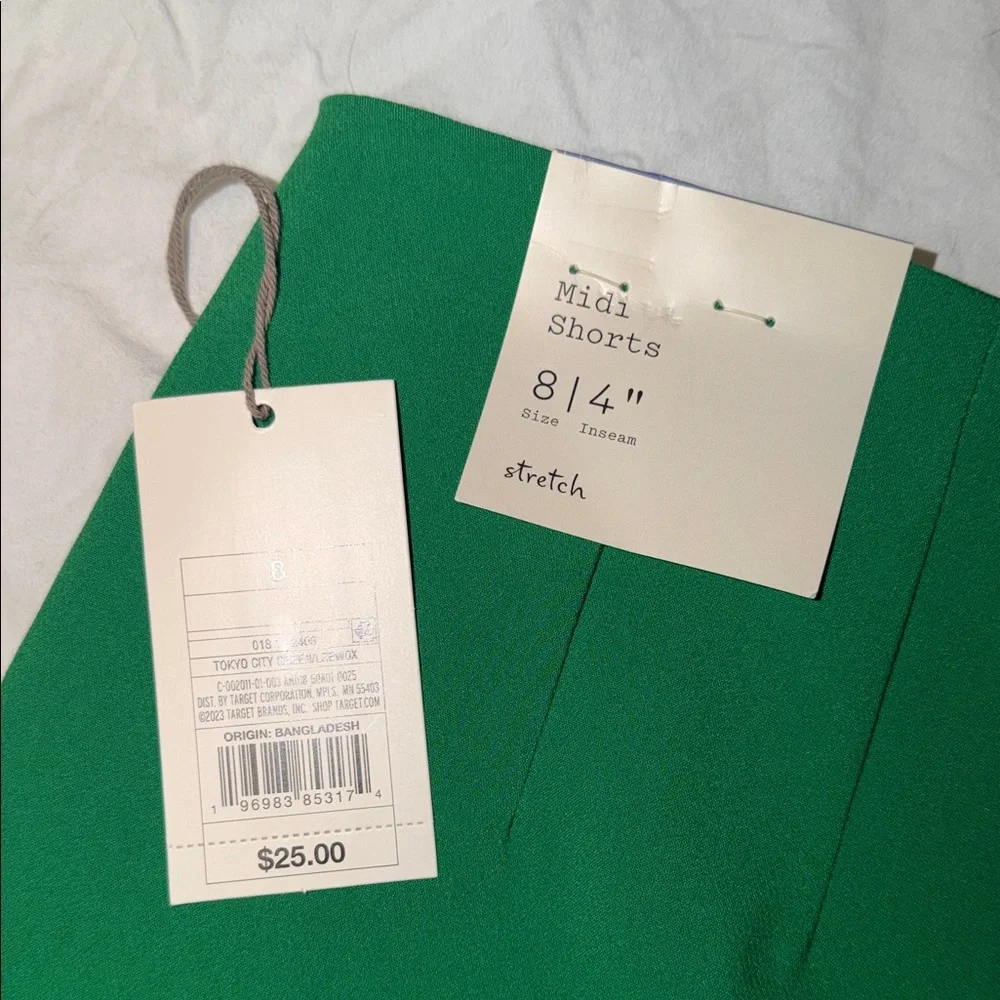 A New Day Green Women's Shorts Size 8 NWT - Picture 9 of 10